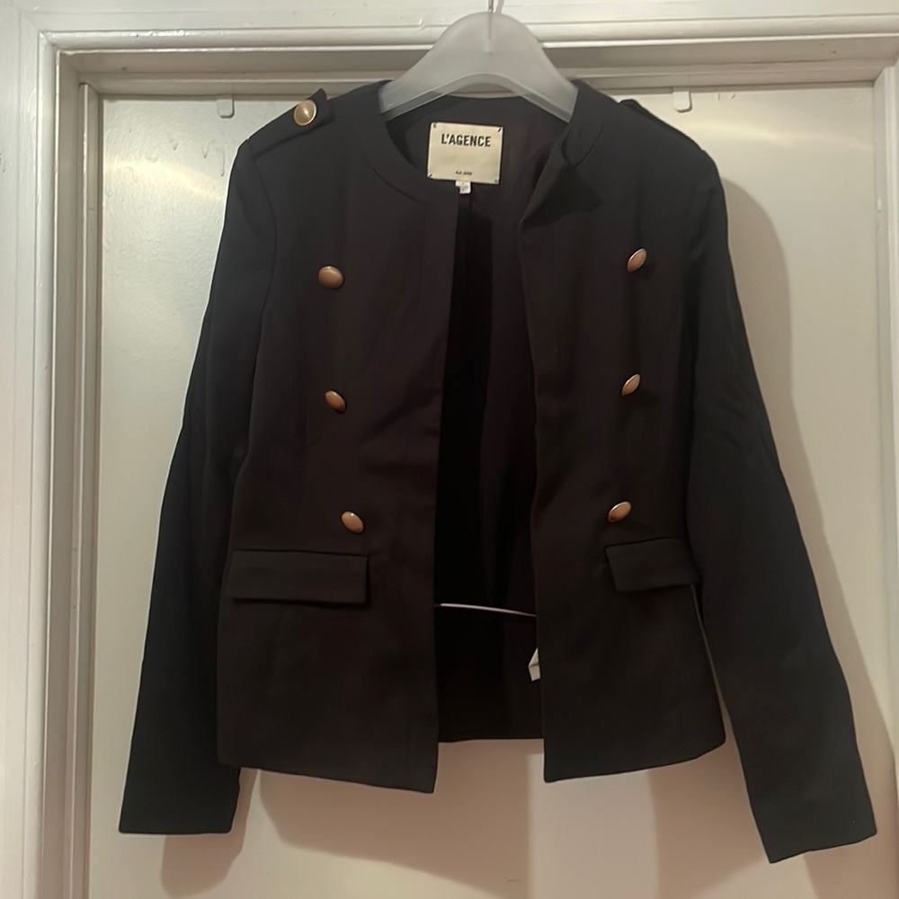 L’Agence Collarless Blazer